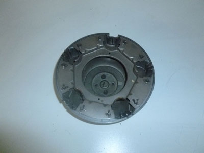 1998 Ford expedition hub cover