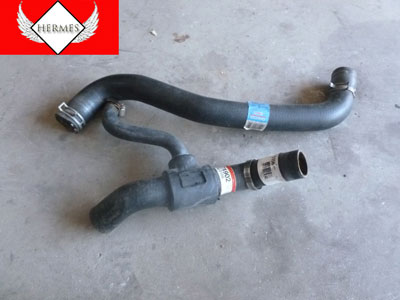 Remove bottom radiator hose ford expedition #6